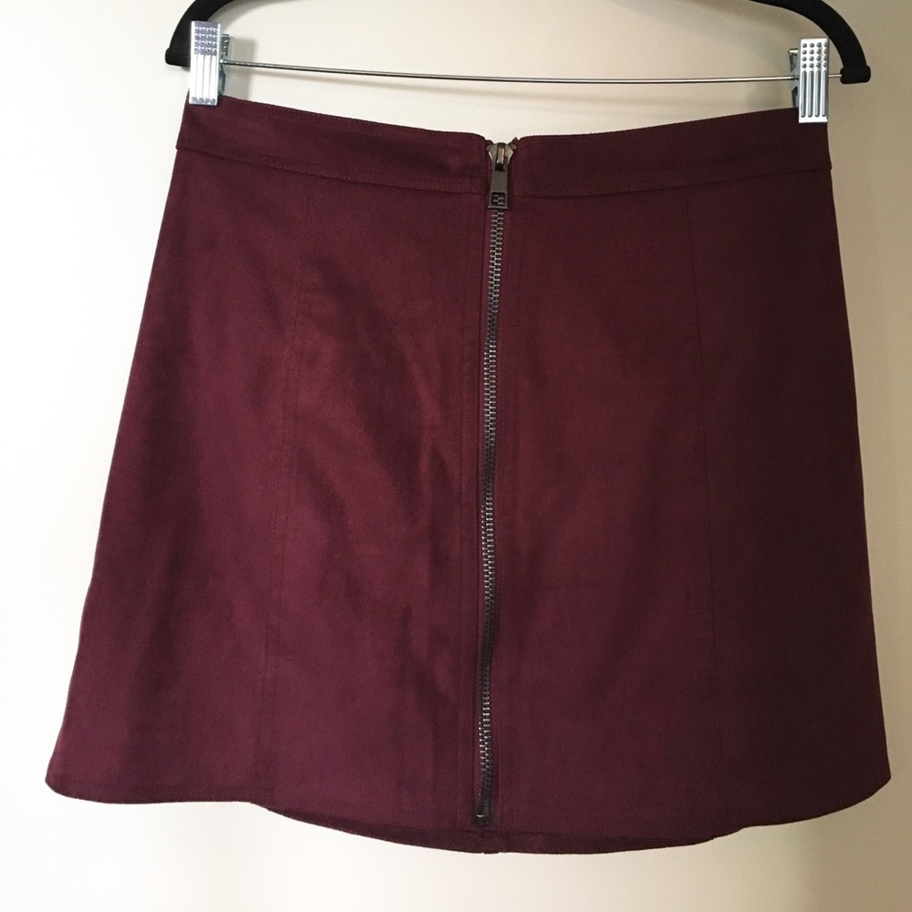 2/$12! F21 Maroon Suede Like Skirt Zipper Front